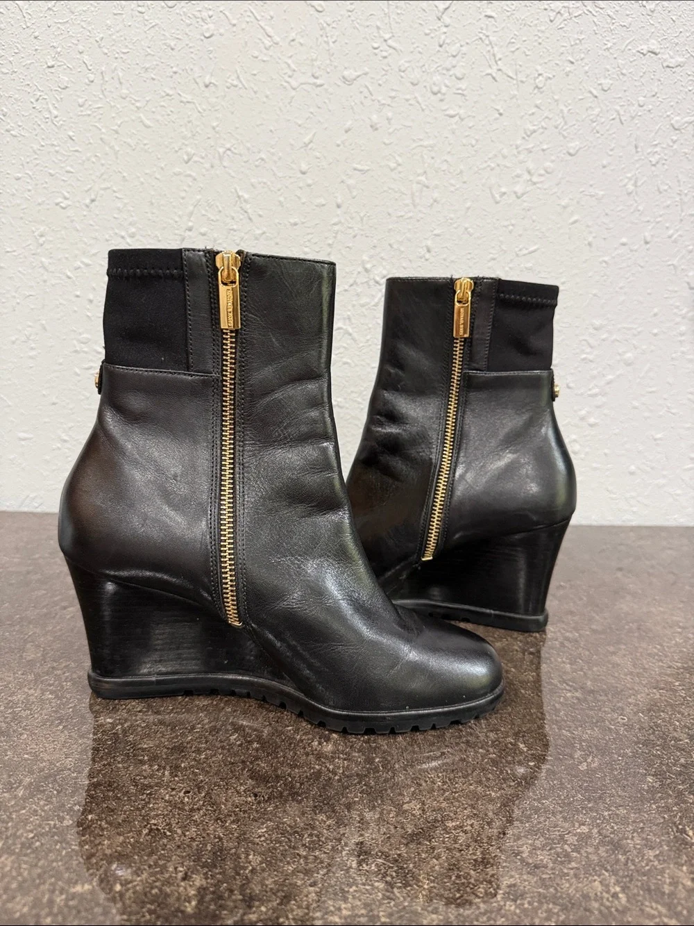Michael‎ Kors Aileen Wedge Ankle Boots Black Leather Women’s Size 7